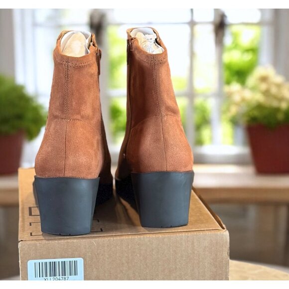 Vionic Skylar Orthotic Wedge Ankle Boots 7 WIDE Cognac Suede Comfort Zip Booties - Picture 11 of 12